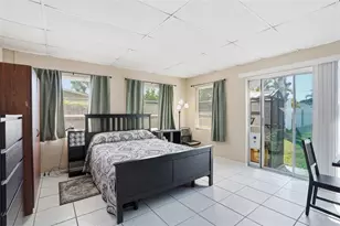 445 Palmetto Dr, Venice, FL 34293 - Photo 10