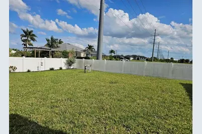 625 El Dorado Boulevard N, Cape Coral, FL 33993 - Photo 30