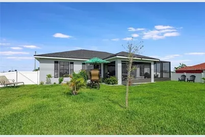 625 El Dorado Boulevard N, Cape Coral, FL 33993 - Photo 24