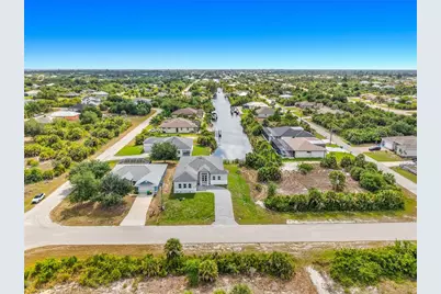 10262 Kingsville Drive, Port Charlotte, FL 33981 - Photo 4