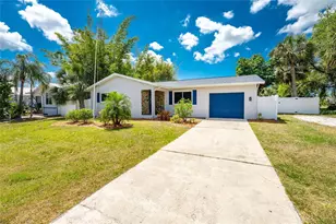 557 Magnolia Ave NW, Port Charlotte, FL 33952 - Photo 40