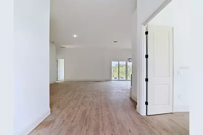 14382 Fort Worth Circle, Port Charlotte, FL 33981 - Photo 10