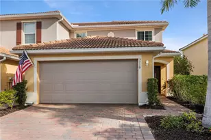 3719 Crofton Court, Fort Myers, FL 33916 - Photo 2