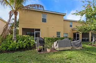 3719 Crofton Court, Fort Myers, FL 33916 - Photo 4