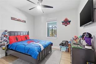 8105 Antwerp Cir, Port Charlotte, FL 33981 - Photo 20