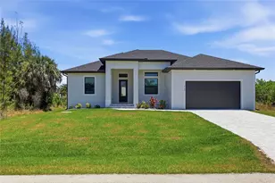 8105 Antwerp Cir, Port Charlotte, FL 33981 - Photo 40
