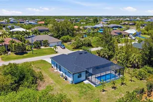 8105 Antwerp Cir, Port Charlotte, FL 33981 - Photo 30