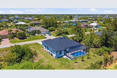 8105 Antwerp Circle, Port Charlotte, FL 33981 - Photo 32