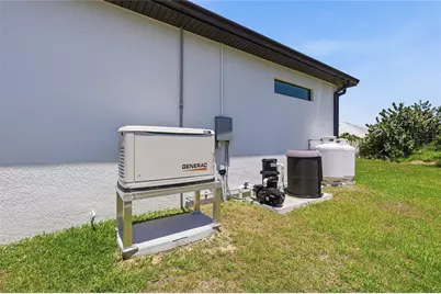 8105 Antwerp Circle, Port Charlotte, FL 33981 - Photo 26
