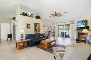 18319 Arapahoe Cir, Port Charlotte, FL 33948 - Photo 6