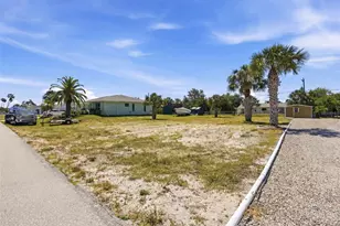 18319 Arapahoe Cir, Port Charlotte, FL 33948 - Photo 40