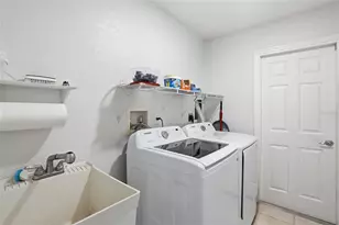 18319 Arapahoe Cir, Port Charlotte, FL 33948 - Photo 26