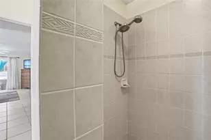 18319 Arapahoe Cir, Port Charlotte, FL 33948 - Photo 20