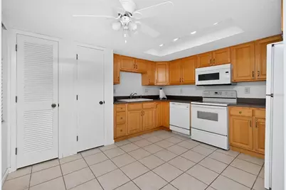 1217 Aqui Esta Drive #8, Punta Gorda, FL 33950 - Photo 12