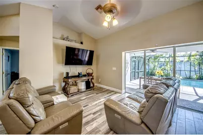 2613 SW 7th Place, Cape Coral, FL 33914 - Photo 4