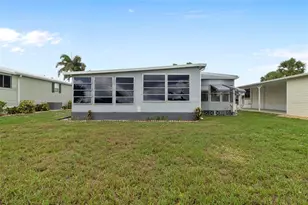 2100 Kings Hwy, Port Charlotte, FL 33980 - Photo 30