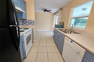 531 Azalea Dr NW, Port Charlotte, FL 33952 - Photo 14
