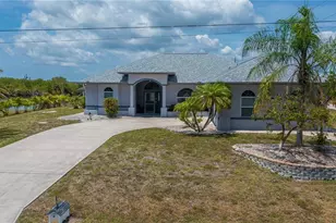 15400 Alcove Cir, Port Charlotte, FL 33981 - Photo 6