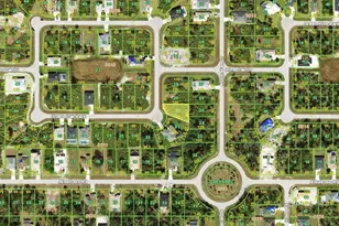 142 Green Oak Park, Rotonda West, FL 33947 - Photo 1