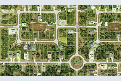 142 Green Oak Park, Rotonda West, FL 33947 - Photo 2