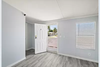1000 Kings Highway #101, Port Charlotte, FL 33980 - Photo 2