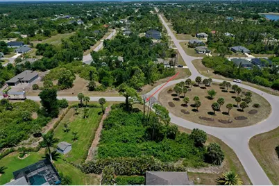 125 Australian Drive, Rotonda West, FL 33947 - Photo 8