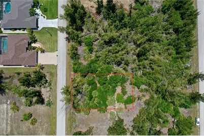 8409 Antwerp Circle, Port Charlotte, FL 33981 - Photo 2
