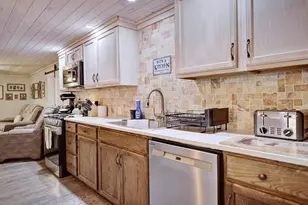 1507 Wilson Dr, Sebring, FL 33875 - Photo 10