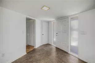137 Sinclair St SE, Port Charlotte, FL 33952 - Photo 12