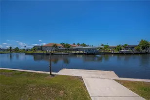 137 Sinclair St SE, Port Charlotte, FL 33952 - Photo 68