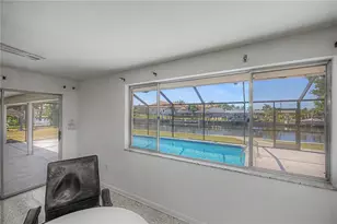 137 Sinclair St SE, Port Charlotte, FL 33952 - Photo 20