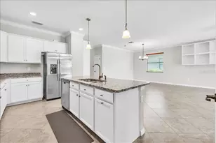9829 Hilltop Dr, Venice, FL 34292 - Photo 12