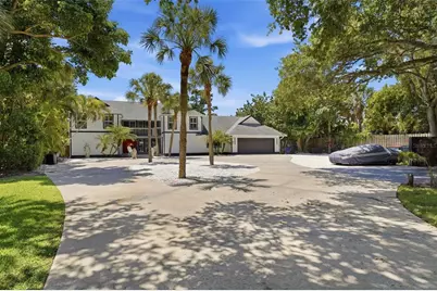 765 Siesta Key Circle, Sarasota, FL 34242 - Photo 2
