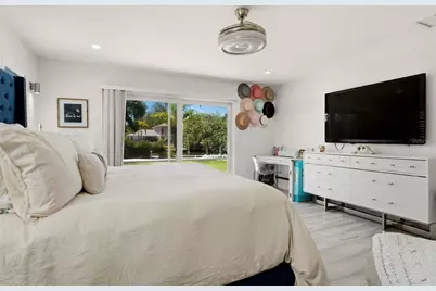 765 Siesta Key Circle, Sarasota, FL 34242 - Photo 18
