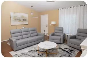 4568 Thisbe St, North Port, FL 34286 - Photo 4