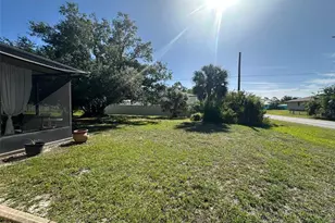 807 Haleybury St, Port Charlotte, FL 33948 - Photo 14