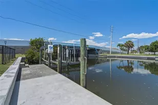 200 Belaire Ct, Punta Gorda, FL 33950 - Photo 38