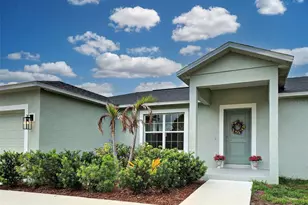 10437 Grail Ave, Englewood, FL 34224 - Photo 4