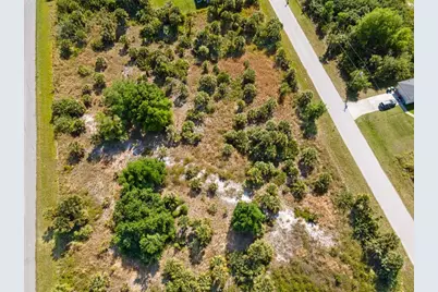 19053 Sheriff Avenue, Port Charlotte, FL 33954 - Photo 12