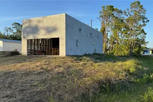 5182 Hopkins Ave, Port Charlotte, FL 33981 - Photo 2