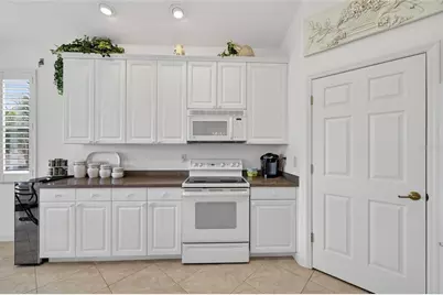 3336 Sunset Key Circle #D, Punta Gorda, FL 33955 - Photo 18