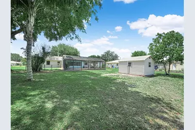 1711 Lake Clay Drive, Lake Placid, FL 33852 - Photo 10