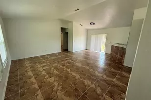 2723 Yacolt Ave, North Port, FL 34286 - Photo 6
