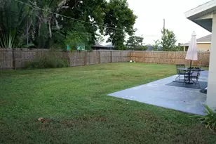 972 Ponderosa Rd, Venice, FL 34293 - Photo 8
