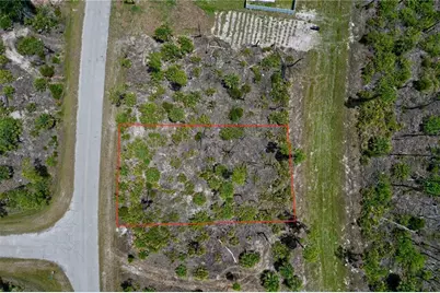 8228 Leafy Way, Port Charlotte, FL 33981 - Photo 6