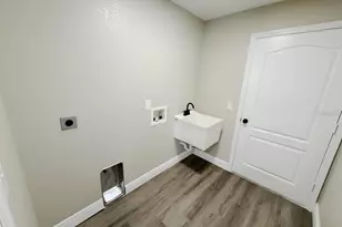 13982 Naylor Ave, Port Charlotte, FL 33981 - Photo 10