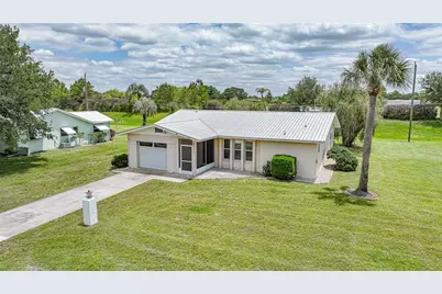 8413 SW Sunnybreeze Road, Arcadia, FL 34269 - Photo 2