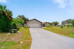 1157 Beaumont Ave, Port Charlotte, FL 33948 - Photo 36