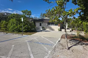 725 Patty Ave, Punta Gorda, FL 33950 - Photo 4