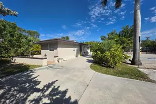 725 Patty Ave, Punta Gorda, FL 33950 - Photo 18